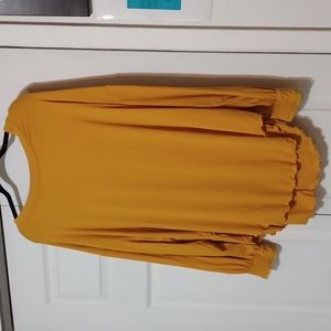 🌷Ribbed open back tunic